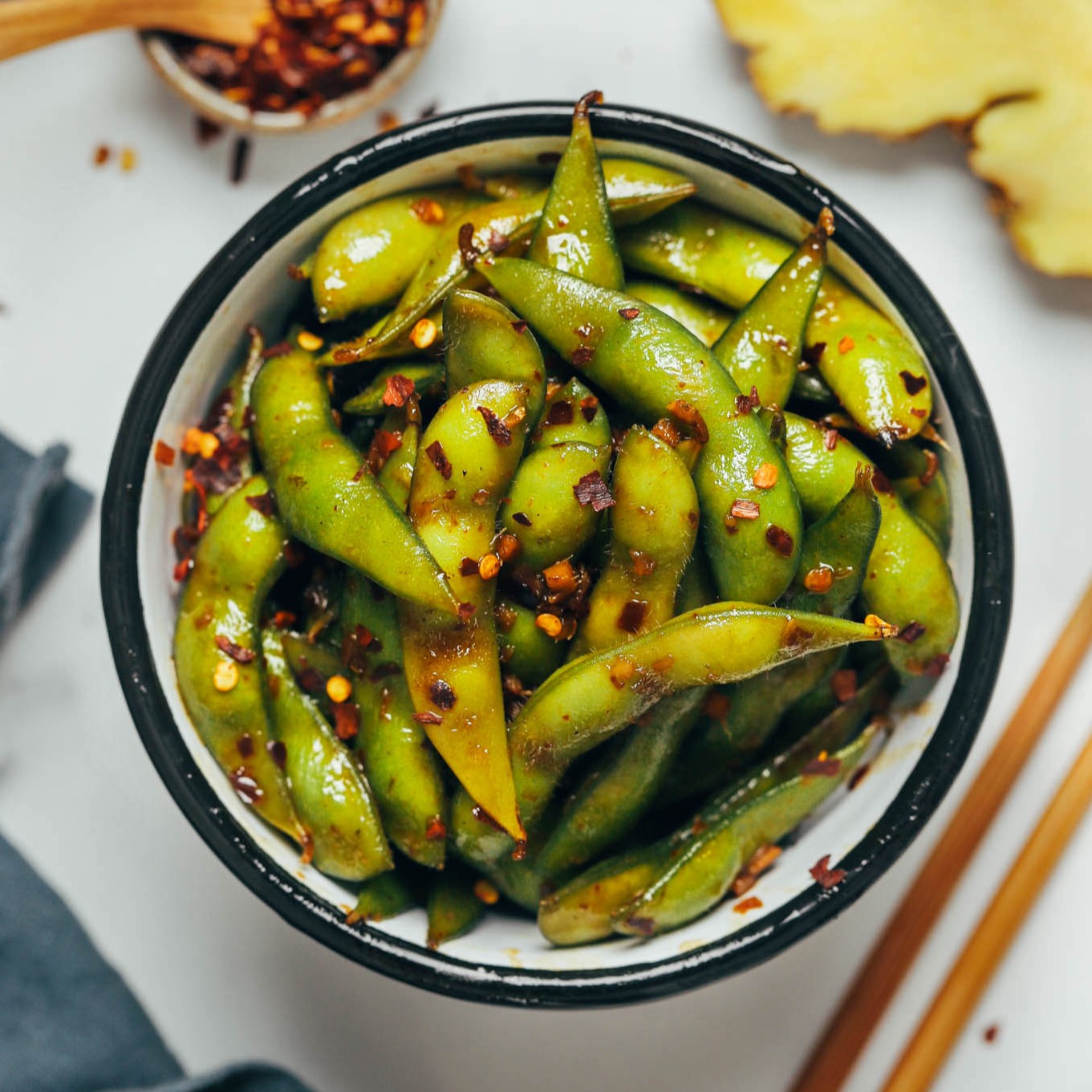 Edamame-with-Chili-Flakes
