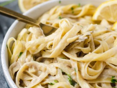 vegan-alfredo-sauce