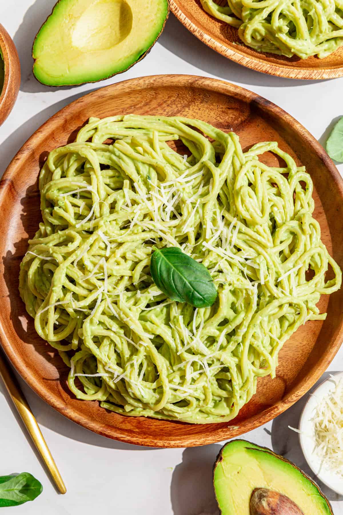 vegan avocado pesto pasta recipe