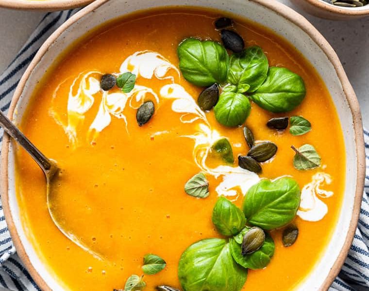 Simple Vegan Butternut Squash Soup Recipe