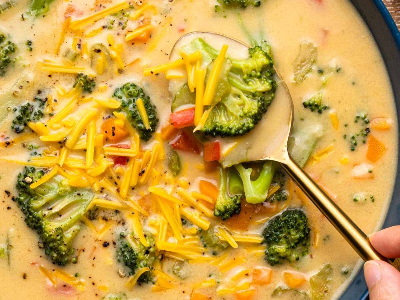 Delicious Vegan Broccoli Cheddar Soup Recipe